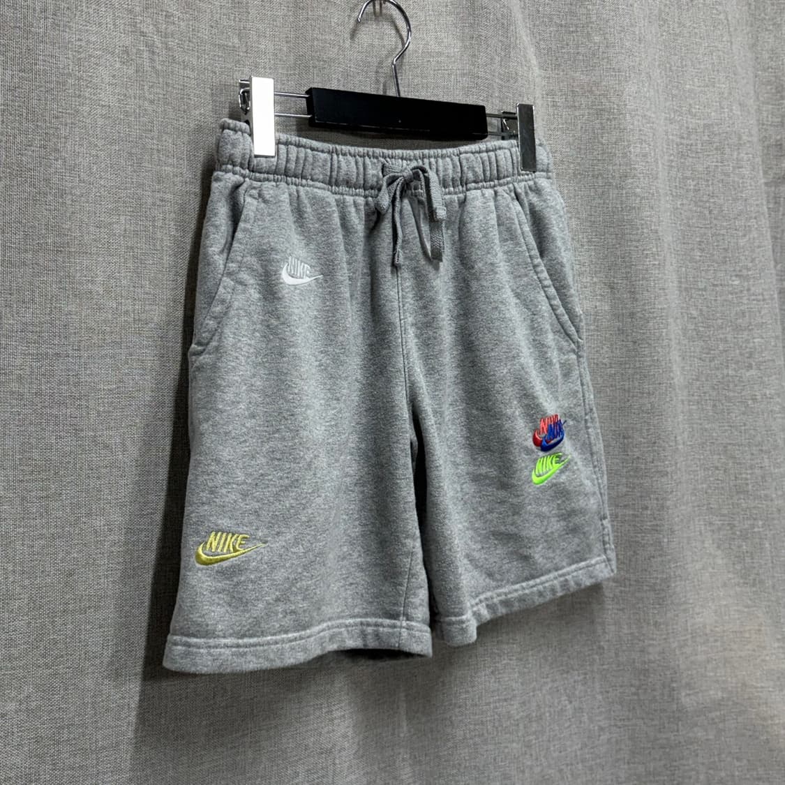 [M] 나이키(NIKE) 숏 에센셜 스웨트 반바지 상품이미지2