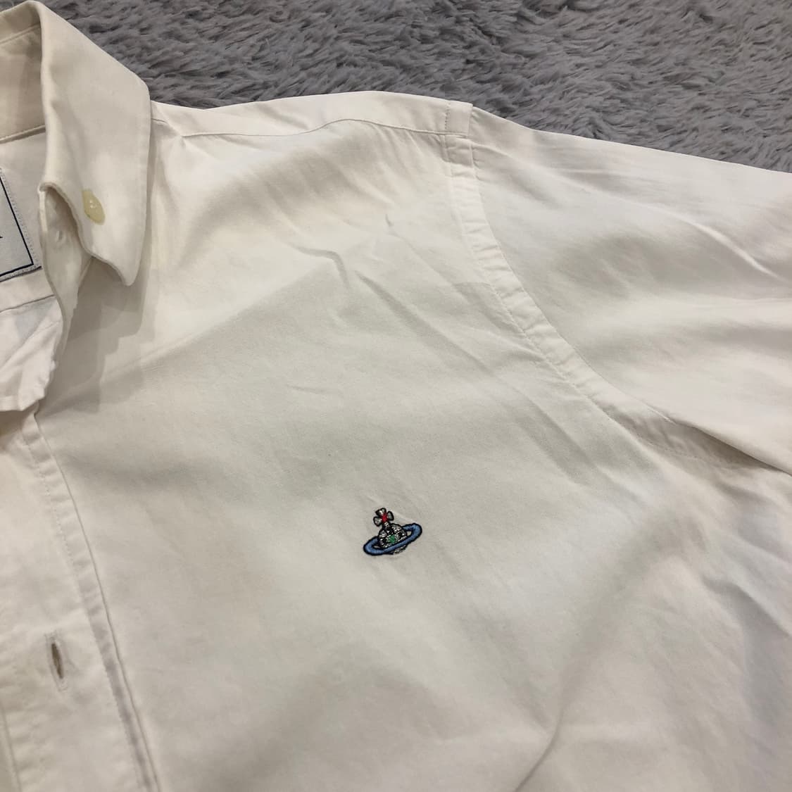 비비안웨스트우드 라운드카라 100사이즈 상품이미지2