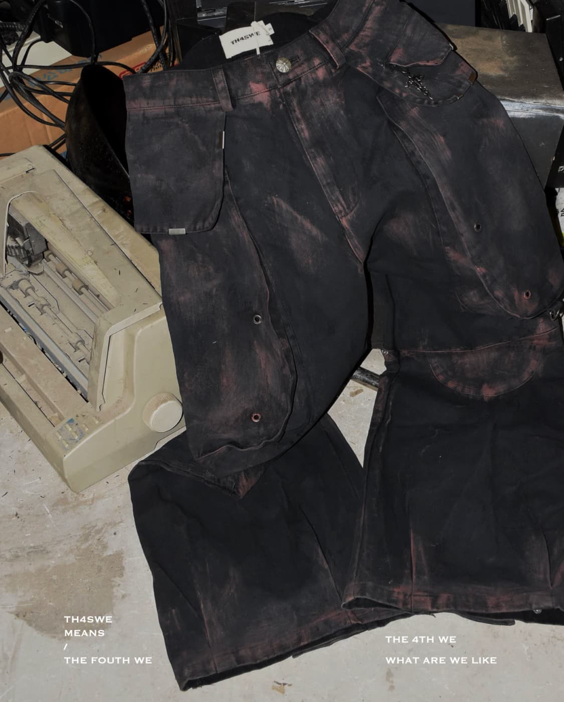 TH4SWE Waxed Cargo Pants 상품이미지1