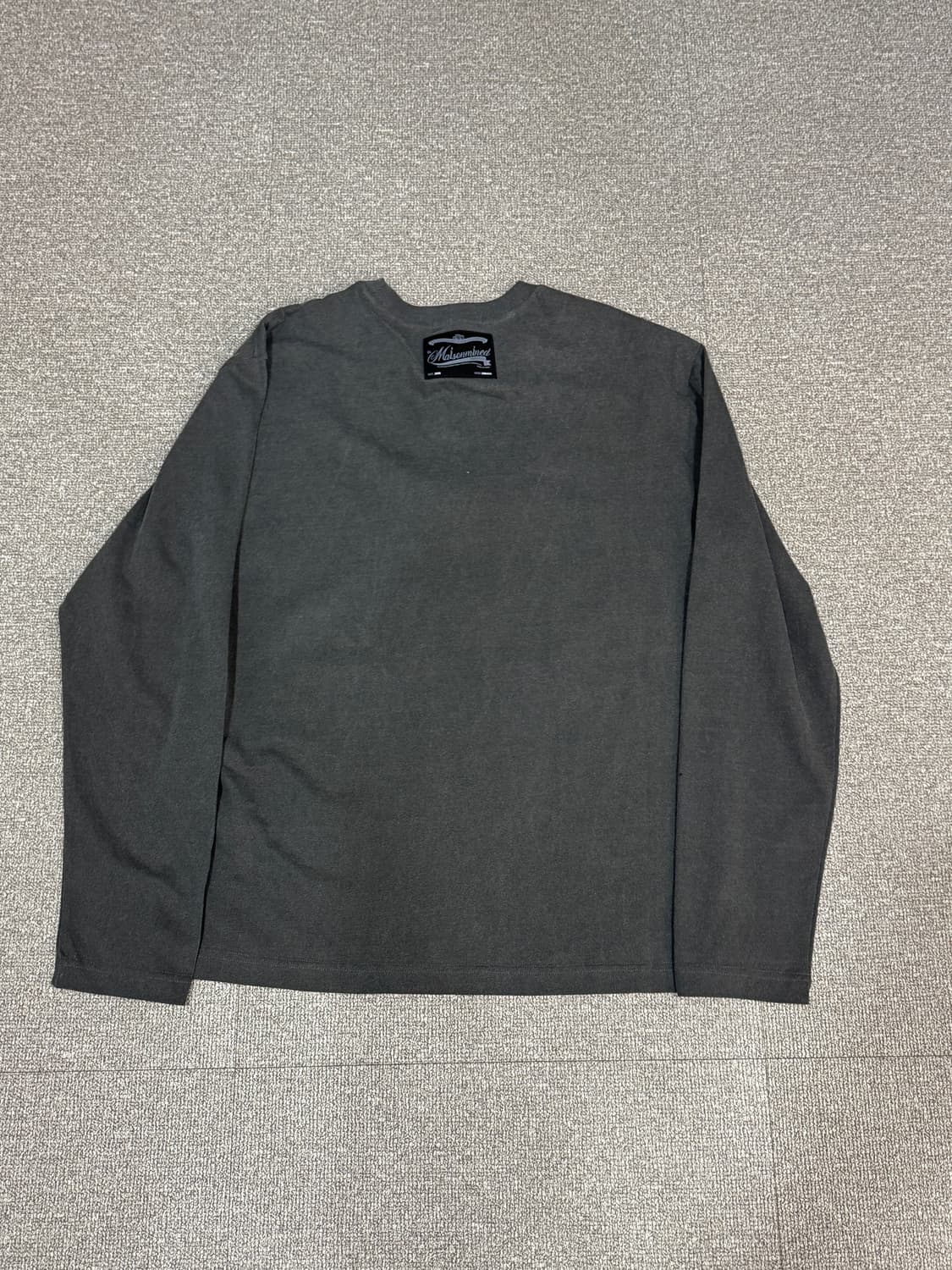 메종미네드 로드스타 롱 슬리브 차콜 M  상품이미지6