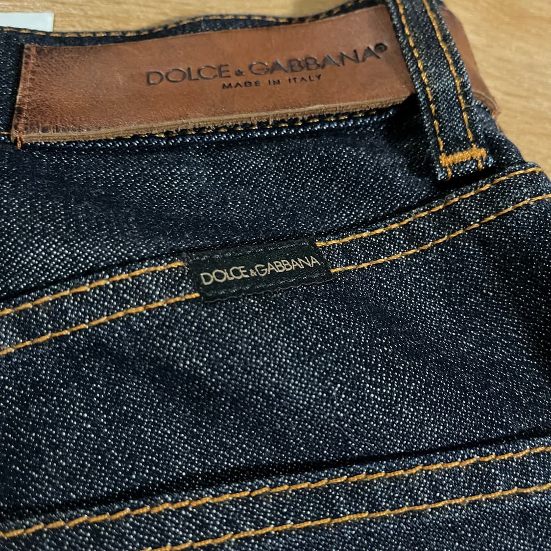 [29-30] (새상품) 돌체 가죽패치 생지데님 상품이미지4