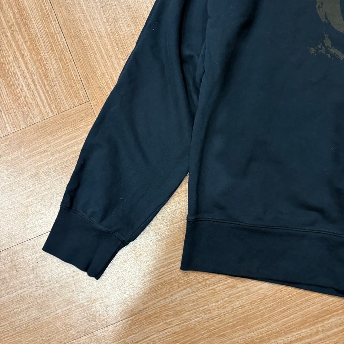 씨피컴퍼니 그래픽 로고 롱슬리브 상품이미지3