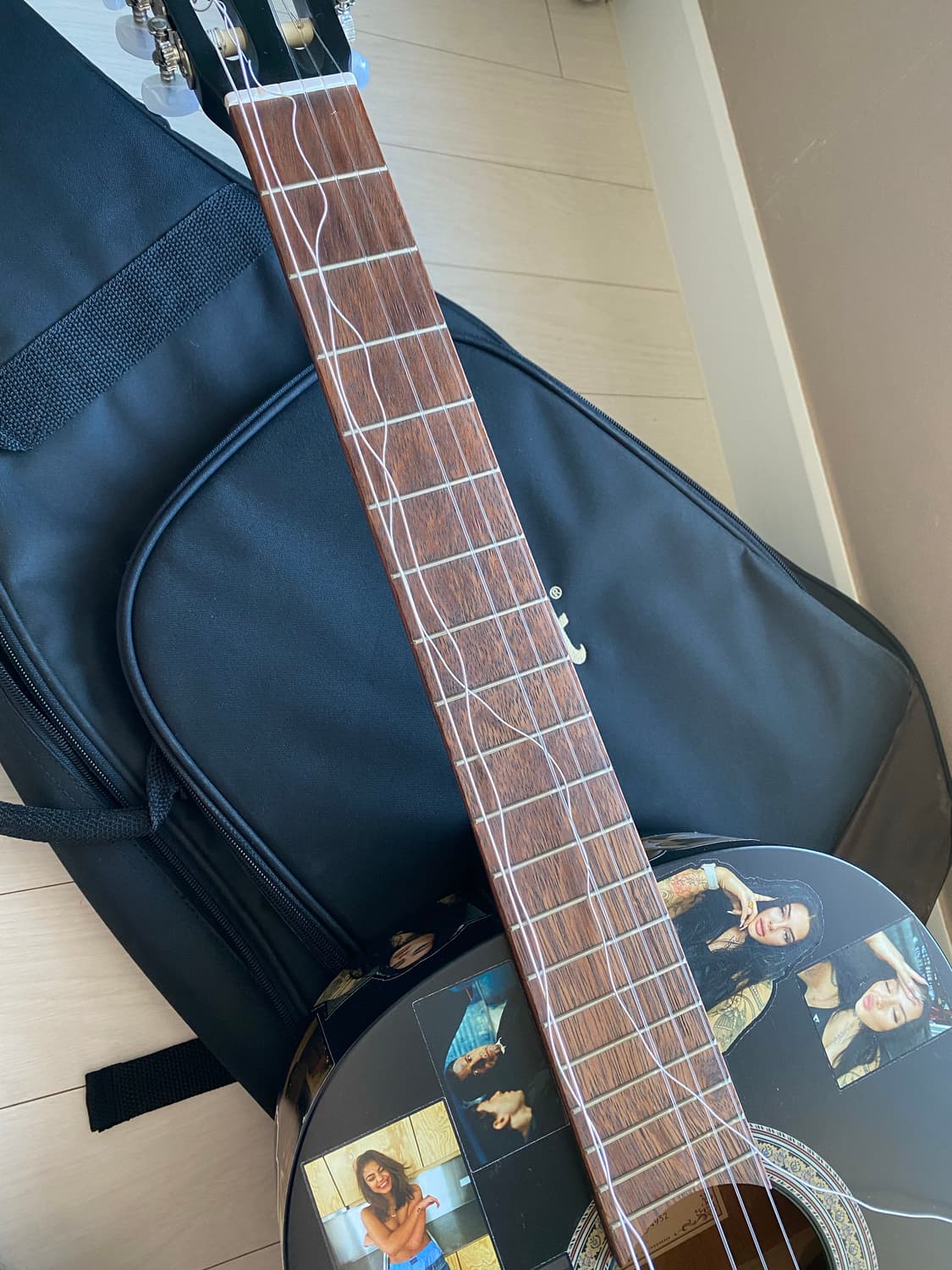 콜트 입문용 클래식 기타 블랙/검정 커스텀 [인테리어용 추천] 상품이미지4