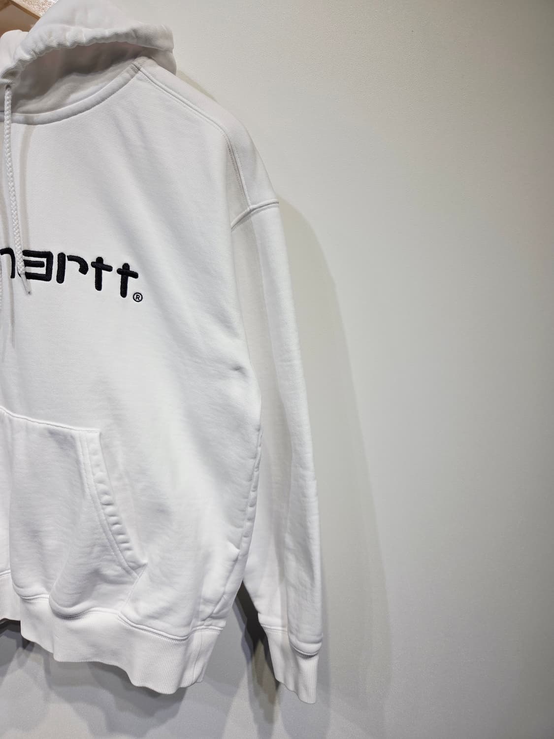 칼하트WIP 화이트 로고 후드티셔츠_S 상품이미지4