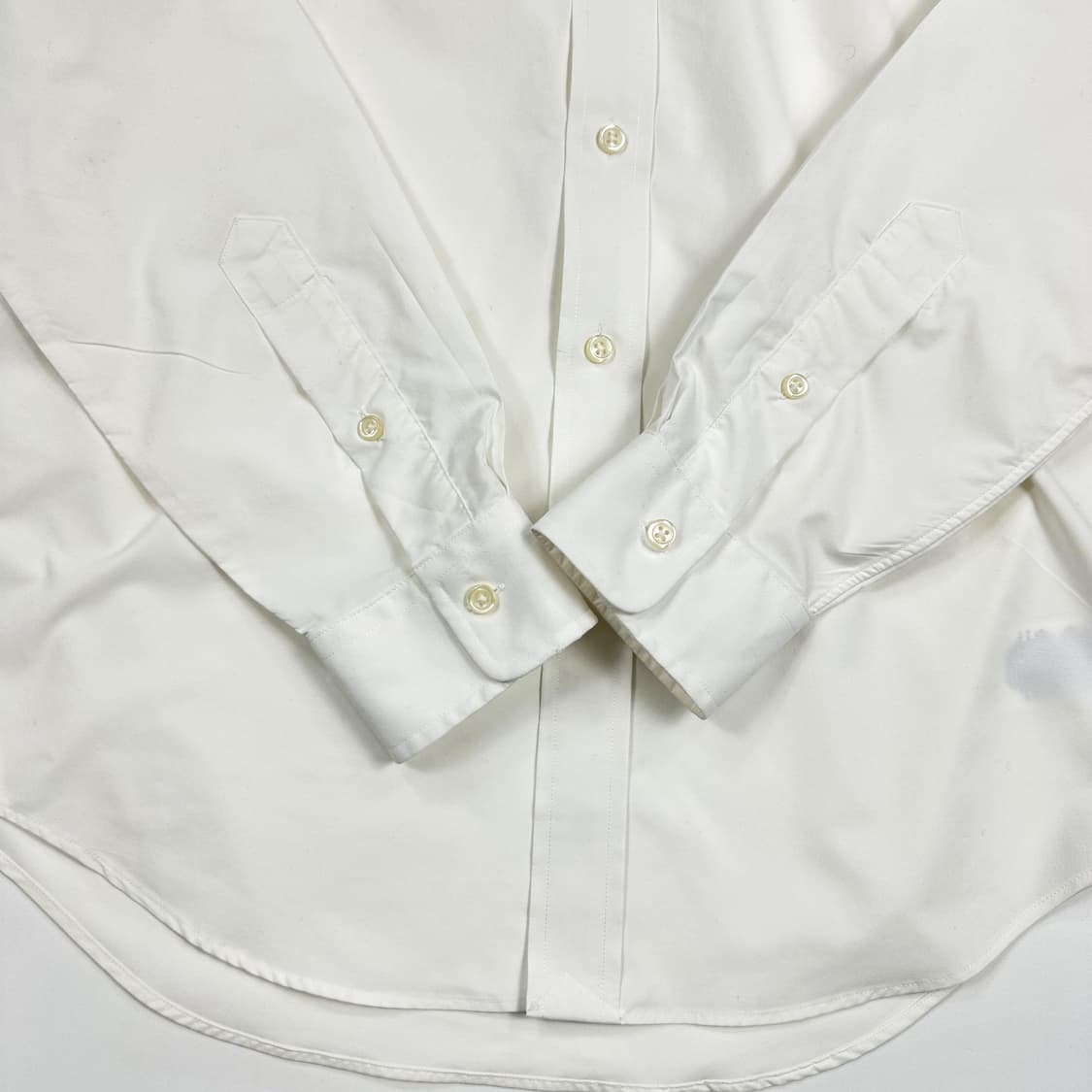 폴로 랄프로렌 클래식핏 솔리드 셔츠 화이트 S 상품이미지4