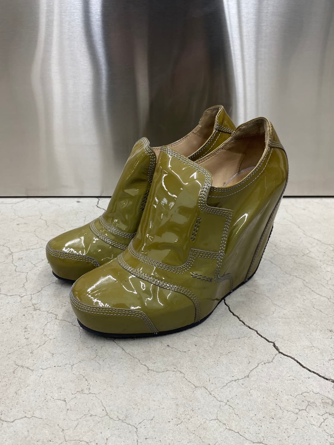 드리스 반 노튼 페이턴트 웨지 힐 상품이미지1