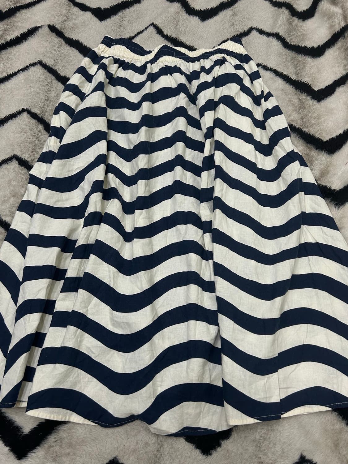 [L]유니클로x마리메꼬 스트라이프 플레어 스커트 상품이미지3