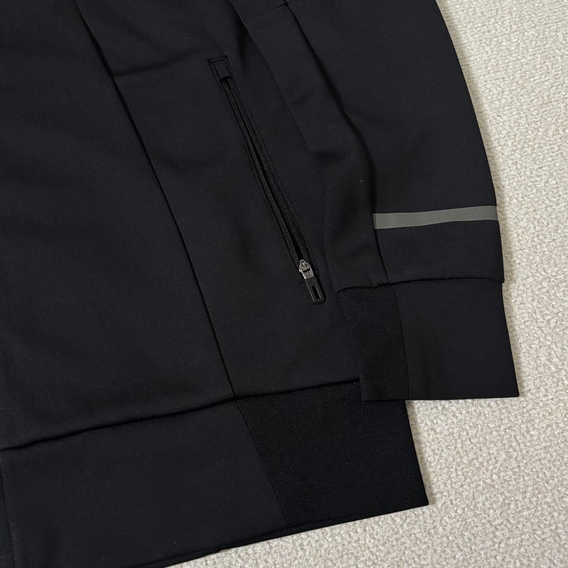 아디다스 블랙 포모션 트랙탑 져지 상품이미지3