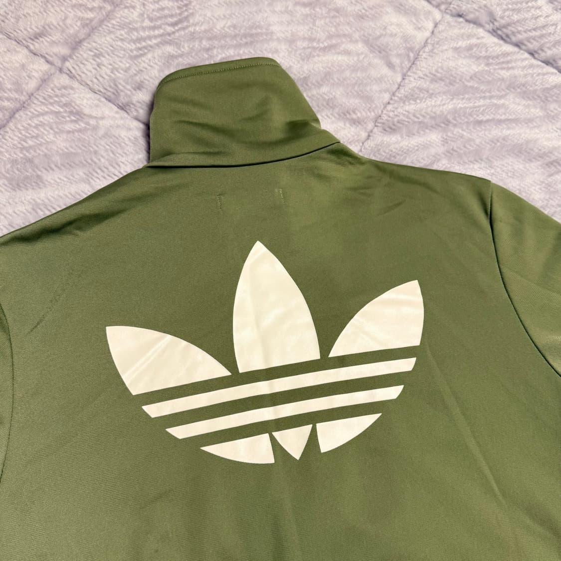 유일매물 아디다스 카키 올리브 져지 트랙탑 상품이미지3