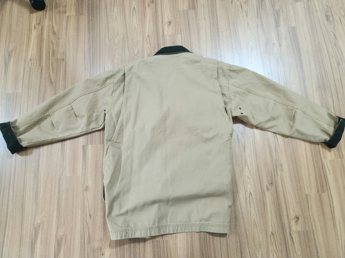 엘엘빈 헌팅자켓 팝니다. 상품이미지5