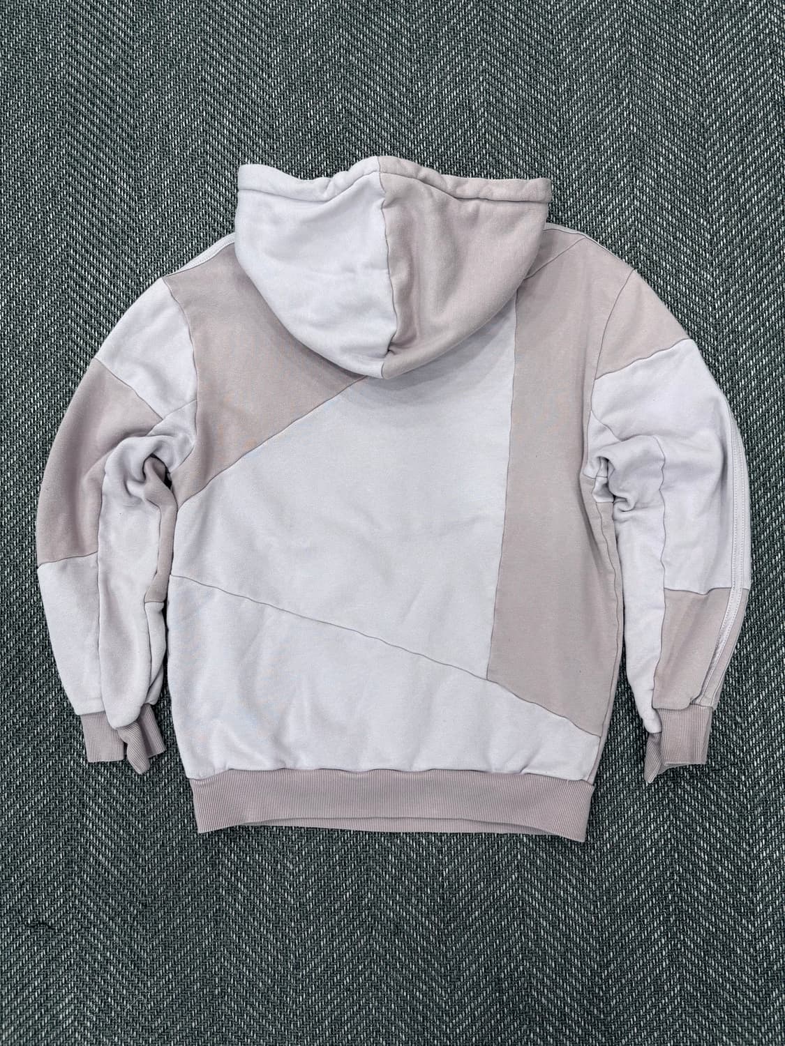 아디다스 후드티 상품이미지3