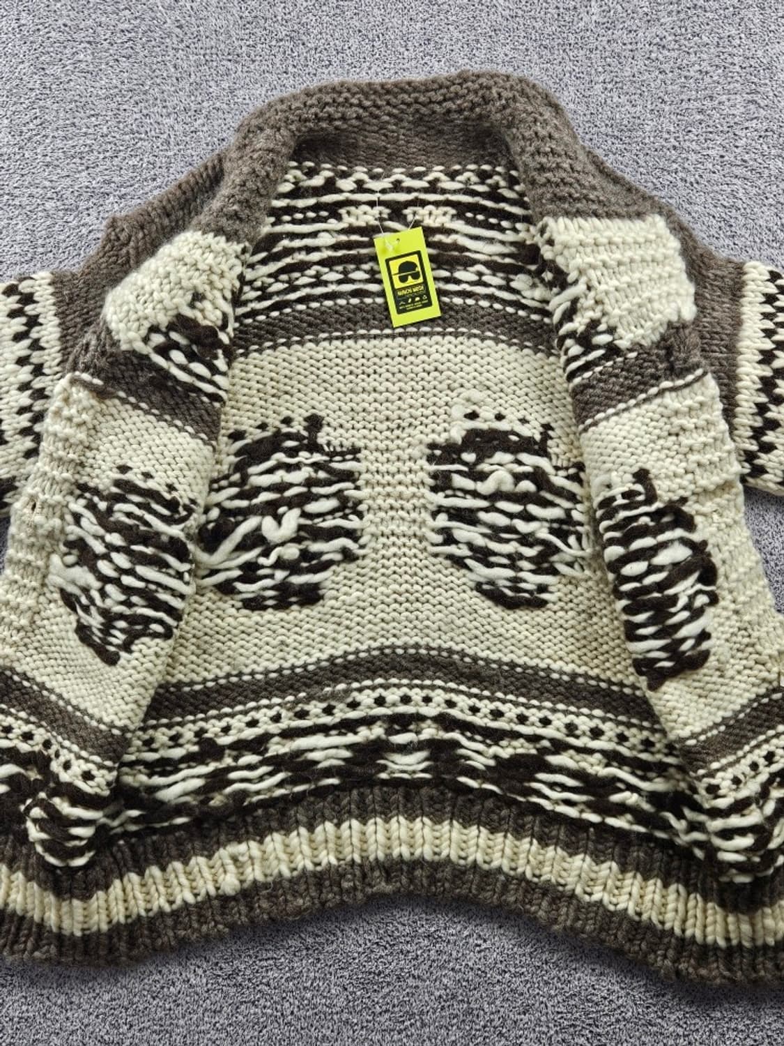 핸드메이드 캐나다 우드 메이플 버튼 코위찬 가디건 (OS) / 10974 상품이미지10