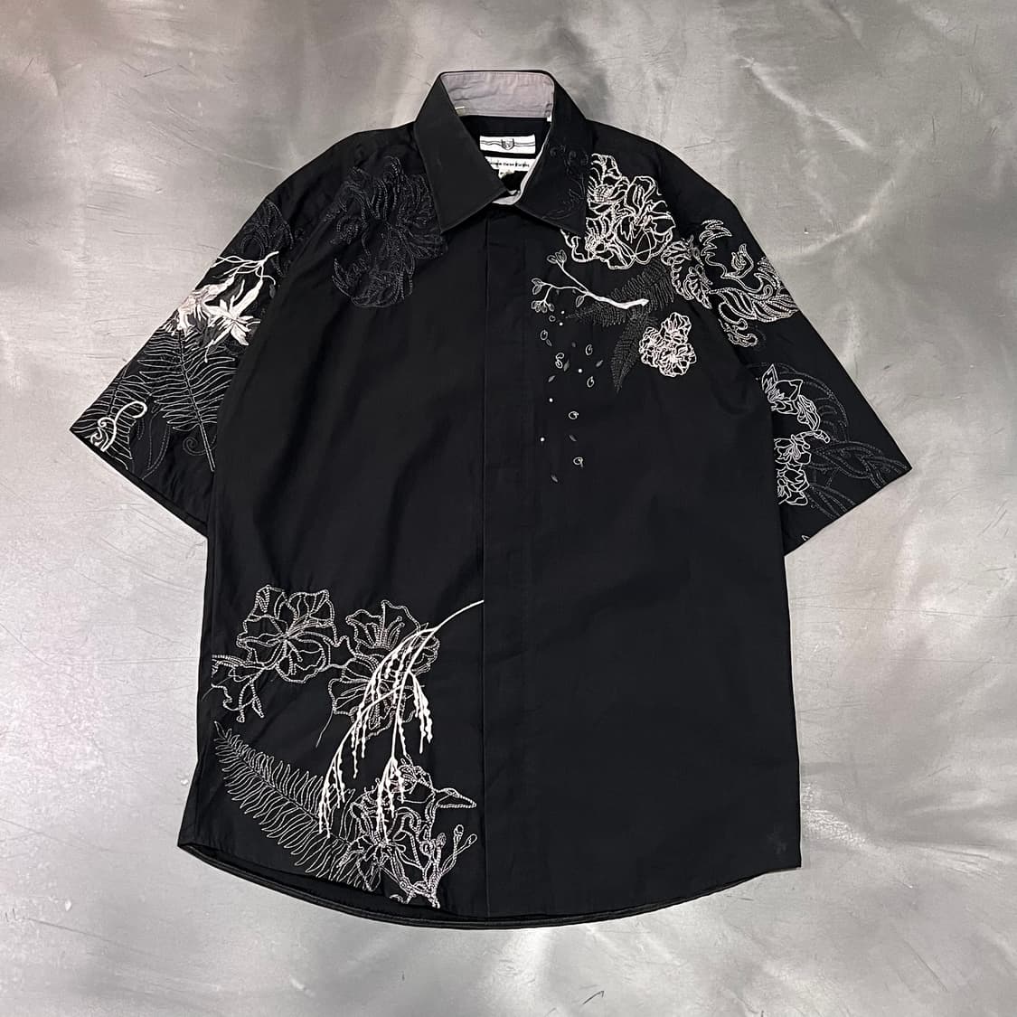  빈티지 자수 히든 버튼 하프 셔츠 y16329 상품이미지1