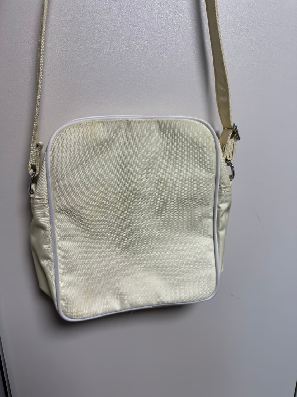 CDG 크로스백 아이보리 S 사이즈 상품이미지3