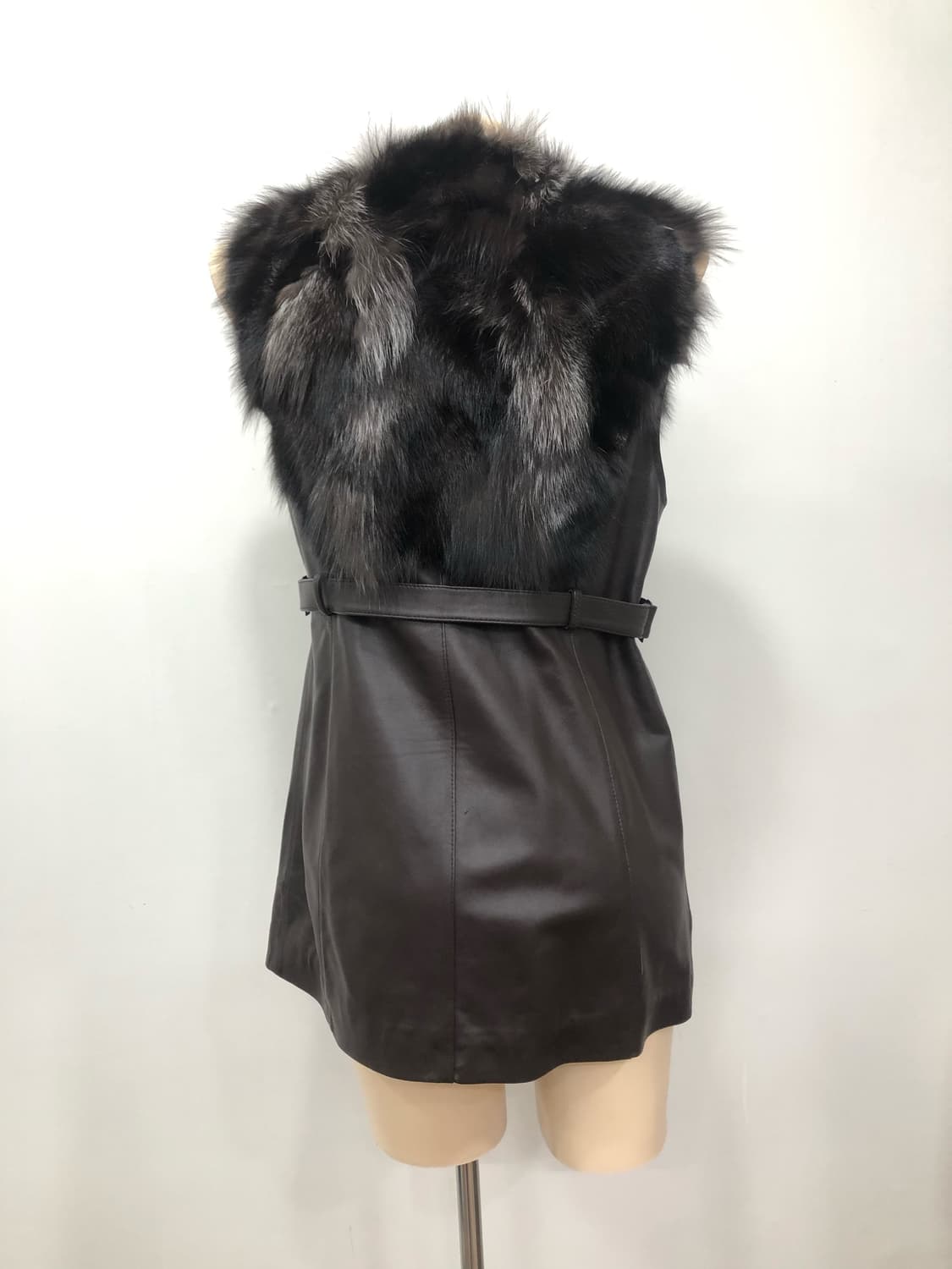 fox fur&lamb skin belted vest 상품이미지3