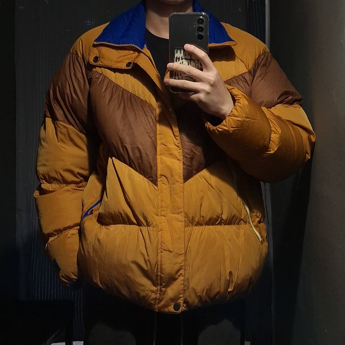 나이키 된장 브라운 배색 빅스우시 올드스쿨 덕다운 오리털 다운 필 패딩 상품이미지3