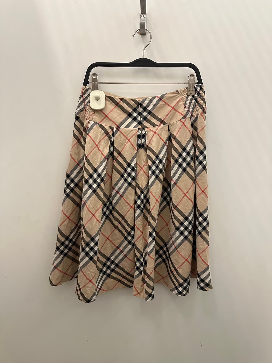 BURBERRY 버버리 베이지 노바체크 미디스커트 상품이미지5