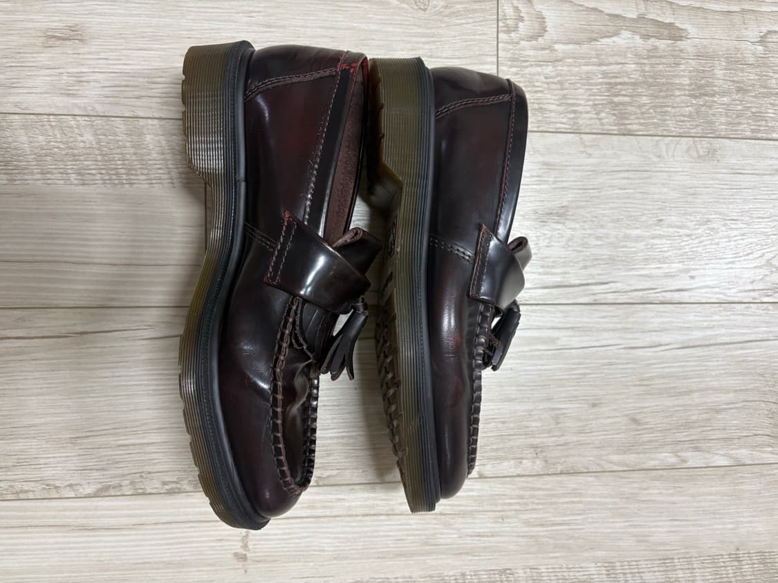 닥터마틴 아드리안 체리우드 260 상품이미지3