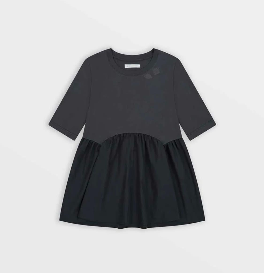 사파리스팟 Paneled Flare T-shirt 상품이미지3
