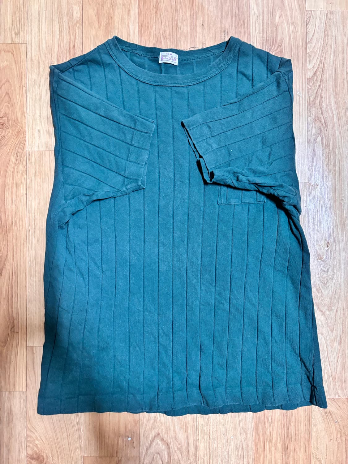 엣라코 립티 그린 46사이즈 판매합니다 상품이미지1