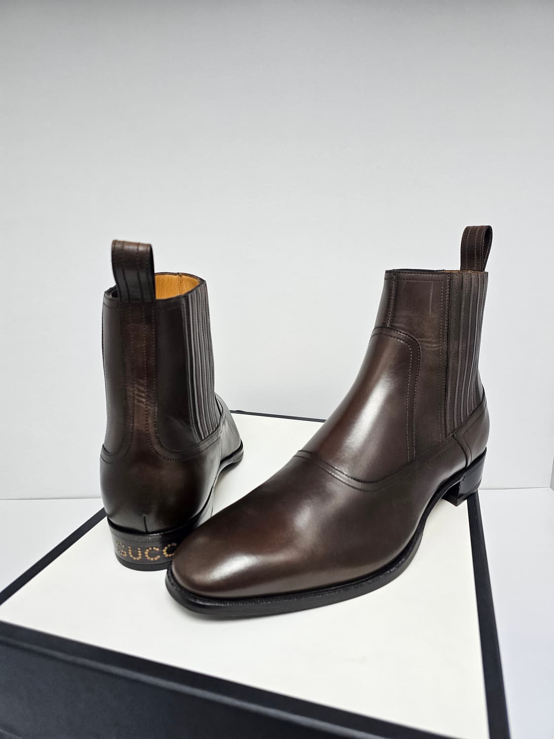 새상품 구찌 스터드 로고 남성 첼시 한정판 부츠 상품이미지2