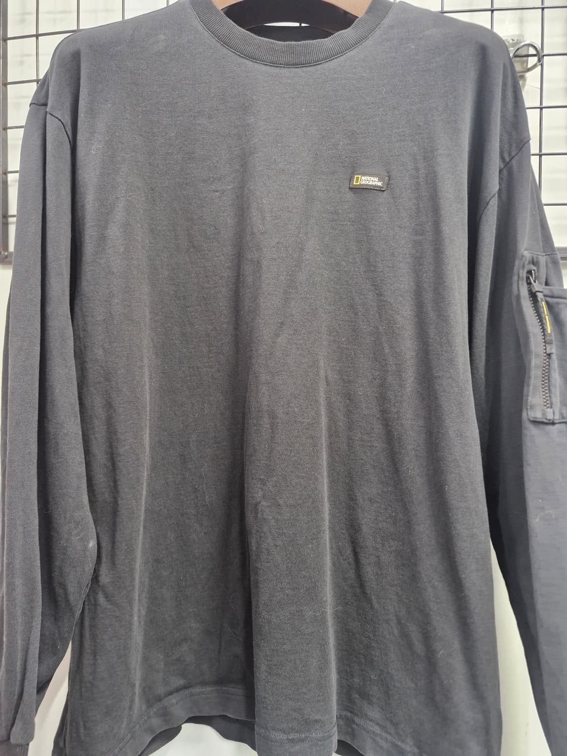 105XL 내셔널지오그래픽 소매포켓 오버핏 긴팔티. 상품이미지5