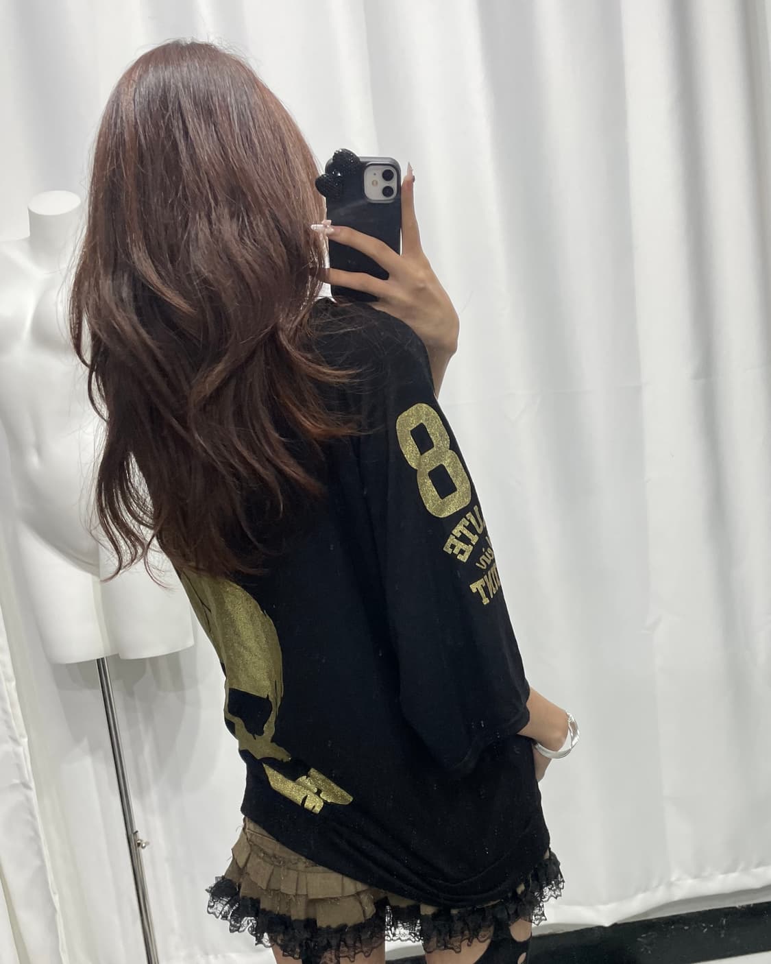 🎸블랙 오프숄더 골드 프린팅 롱슬리브🎸 상품이미지3