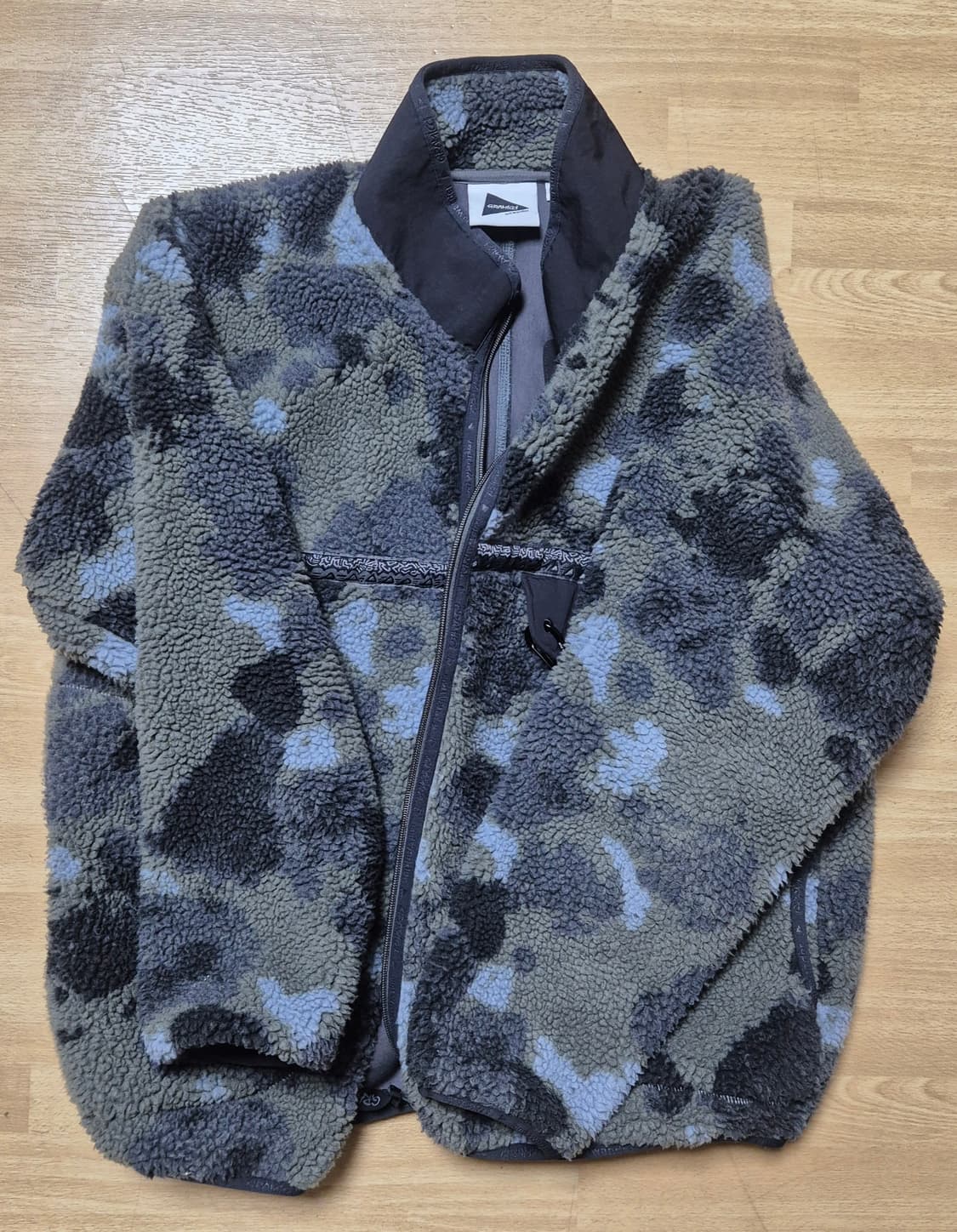 앤드원더 그라미치 카모 플리스 자켓 상품이미지1