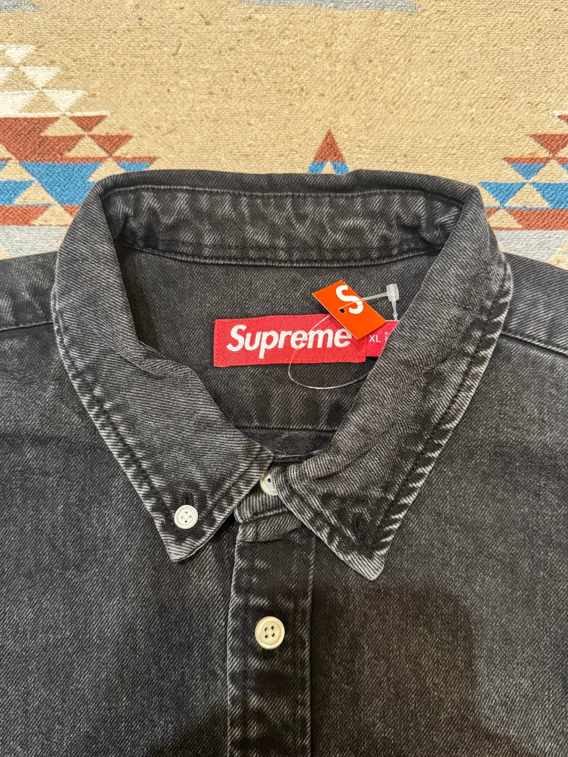 [XL] 슈프림 스몰박스 데님 셔츠 블랙 25FW 상품이미지3