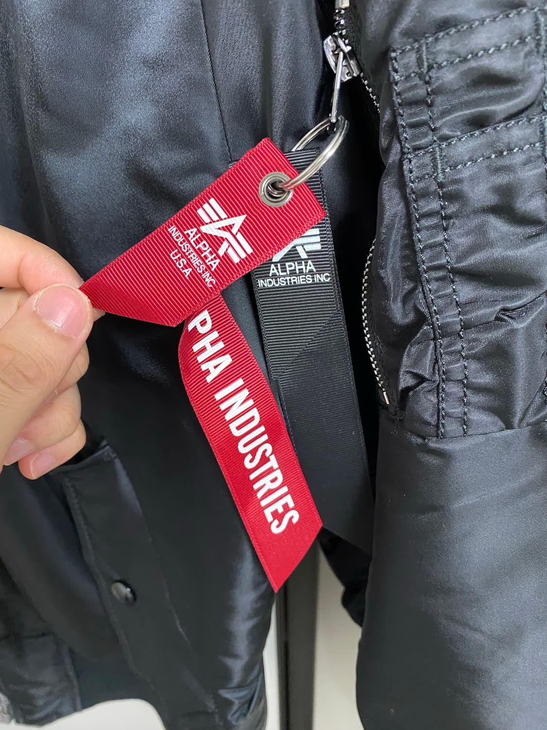 새상품)알파인더스트리 MA-1 항공점퍼 리버시블 레귤러핏 블랙 상품이미지3