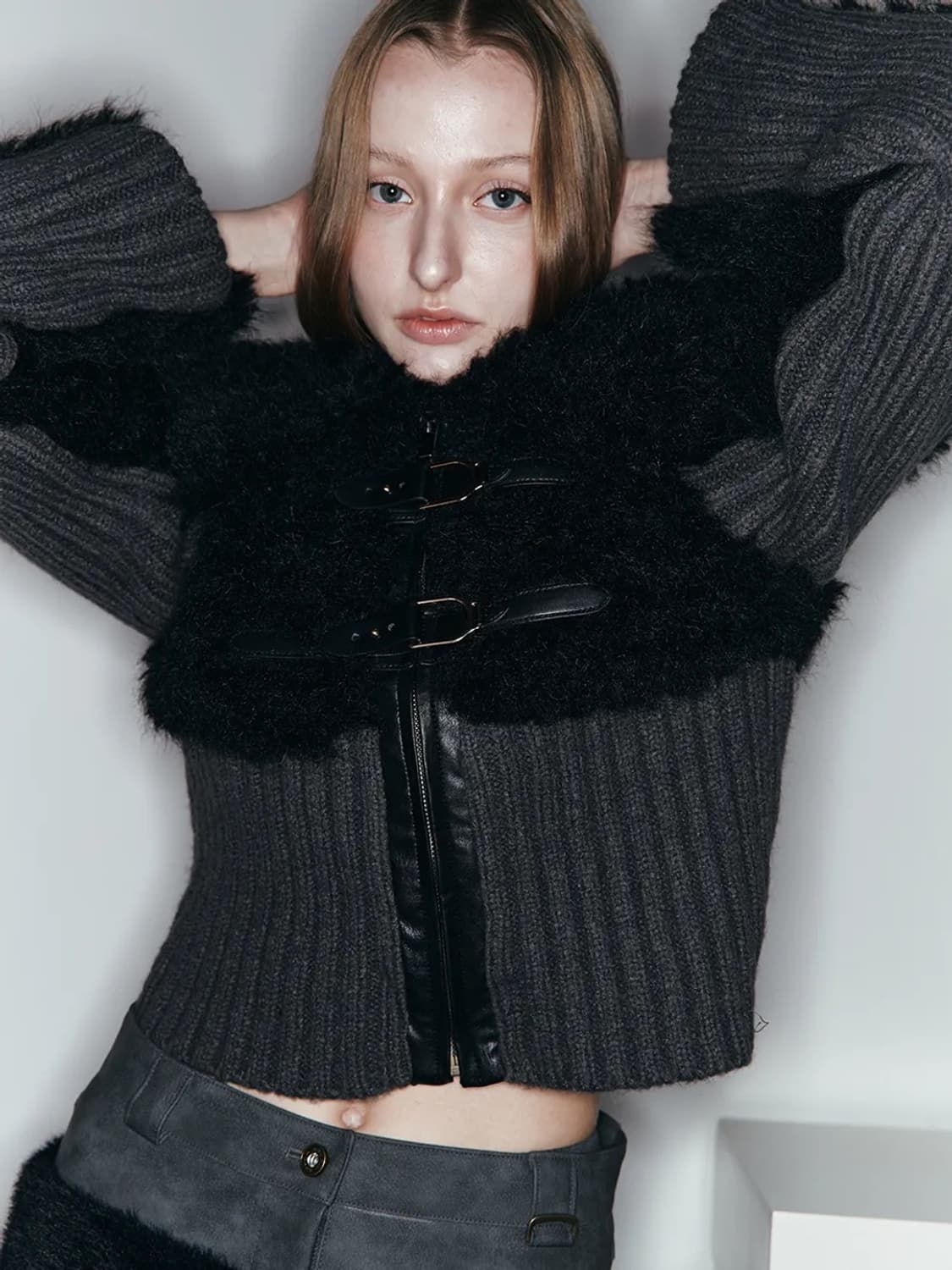 아수라 니트 퍼 믹스 무스탕 블랙 상품이미지2