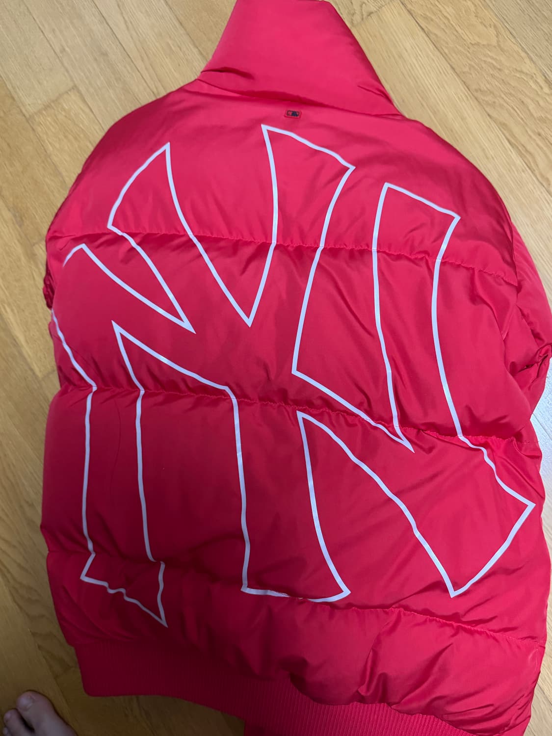 엠엘비 빨간패딩 상품이미지2