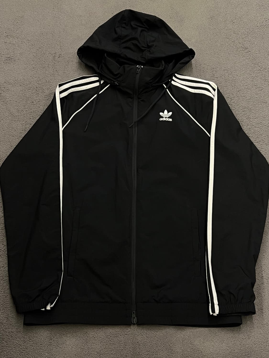 아디다스 윈드 바람막이 처분  상품이미지1