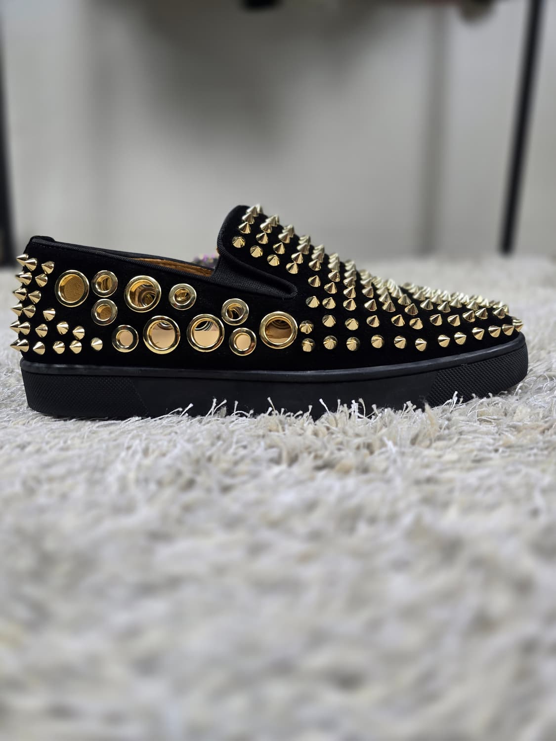 크리스찬 루부탱 스터드 슬립온 블랙 38 상품이미지1