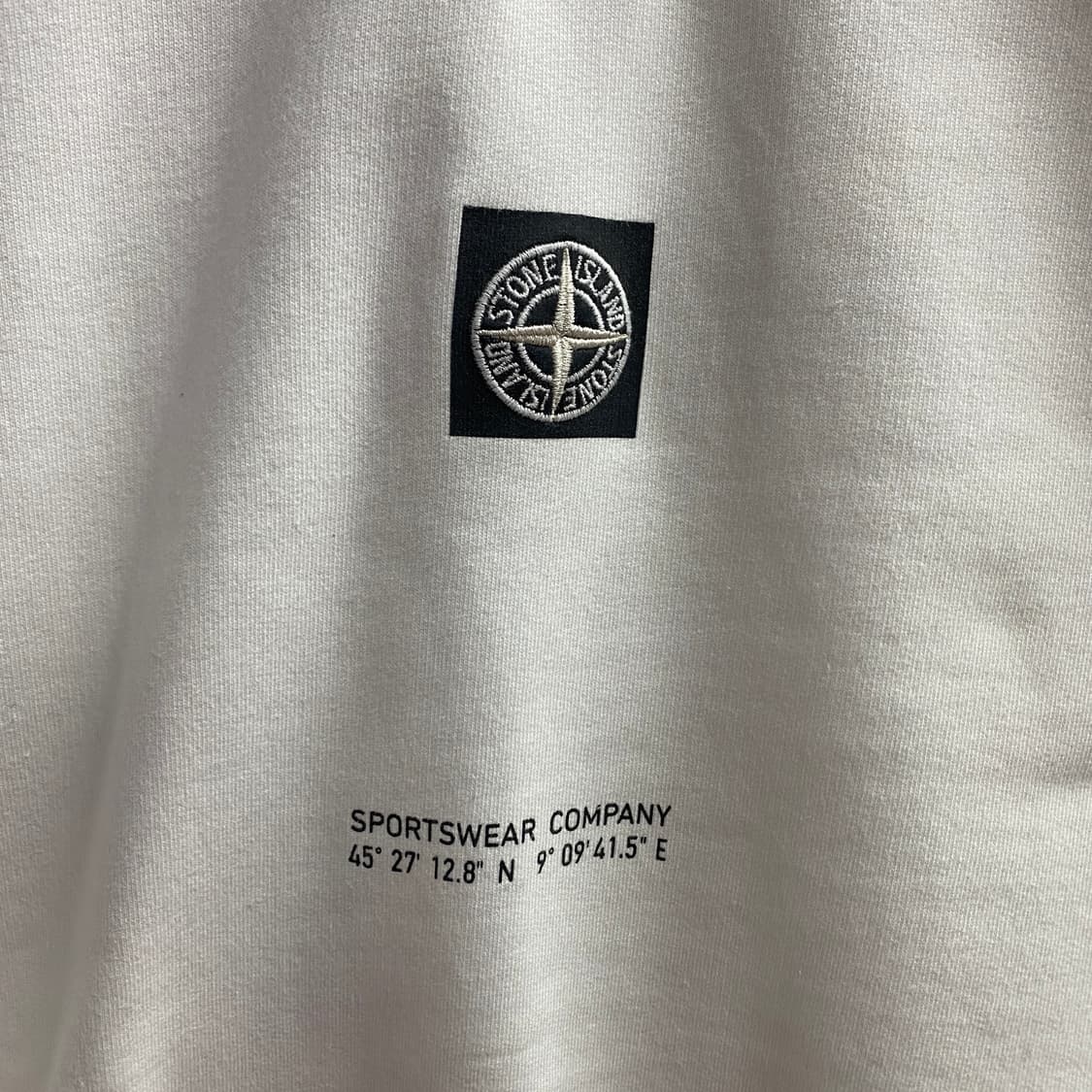 스톤아일랜드 빅로고 하프집업 스웻 B1935 상품이미지3