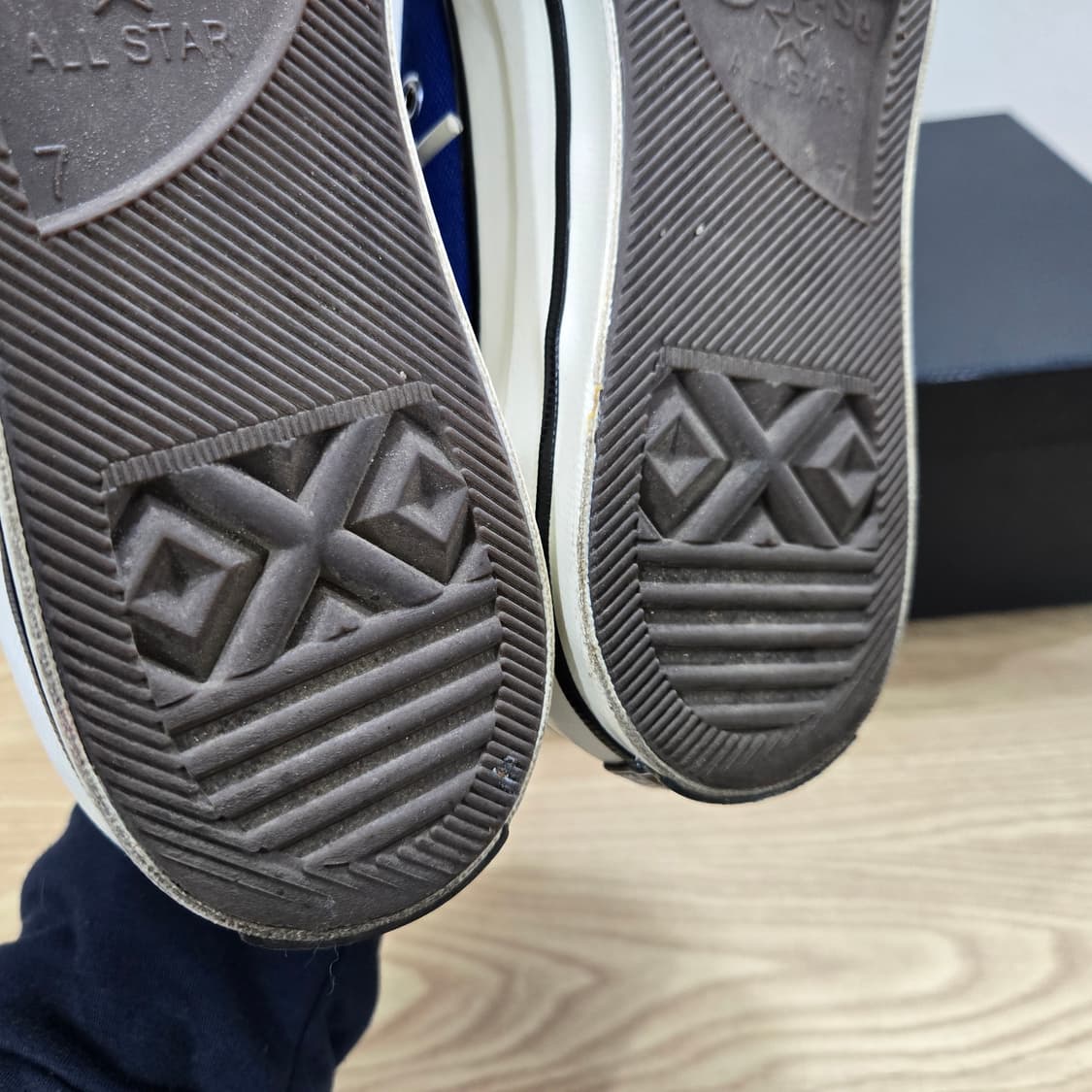 255 컨버스 척70 로우 임페리얼블루 상품이미지9