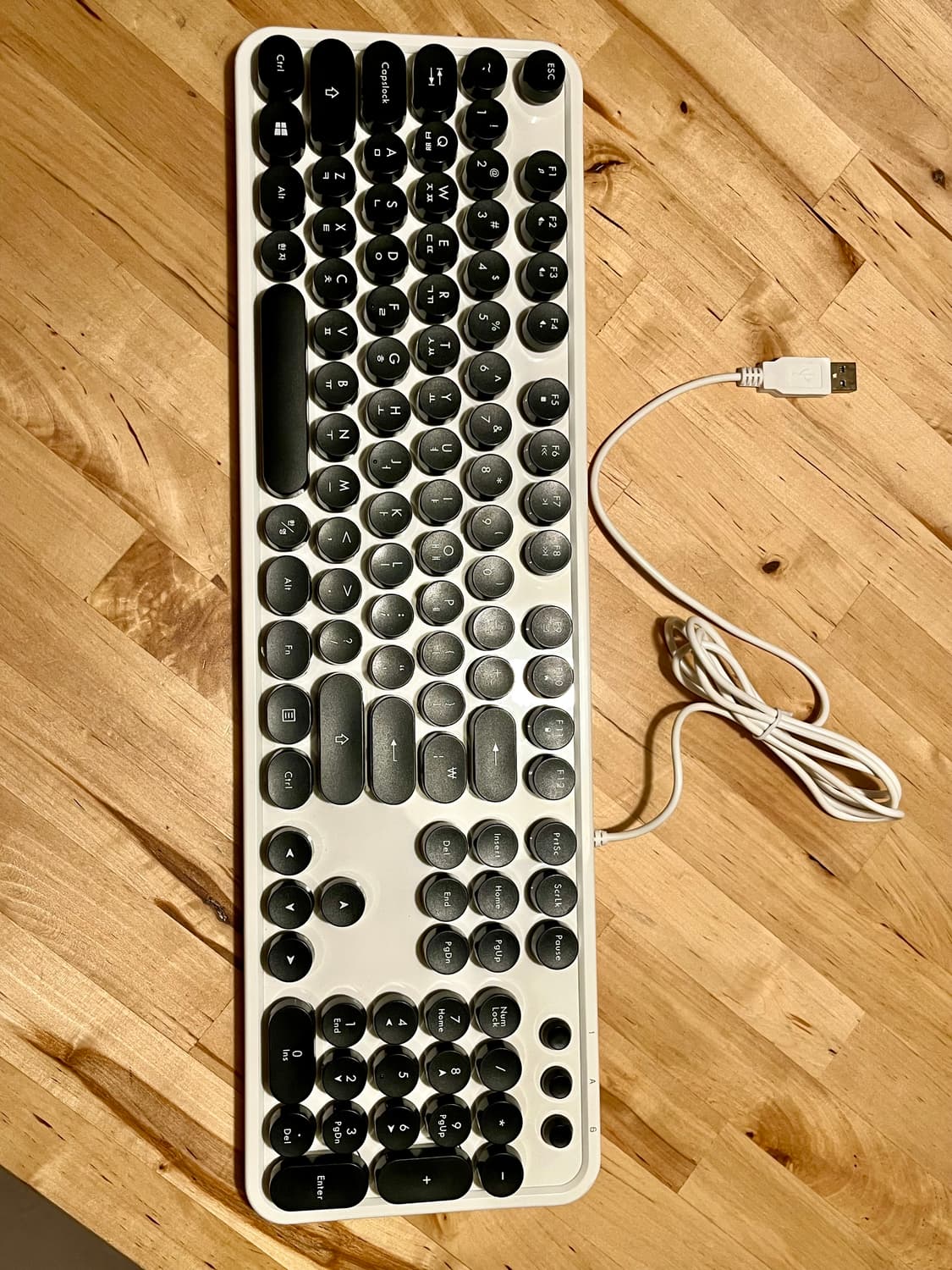 🖥️ actto KBD-47 레트로  감성 유선 키보드 판매합니다 상품이미지2