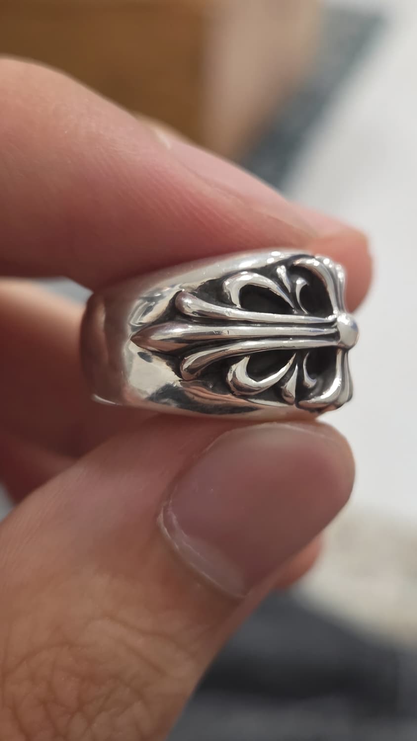 [판매] 크롬하츠 플로랄 크로스 링(US 5.5 / KS 11~10) 상품이미지5