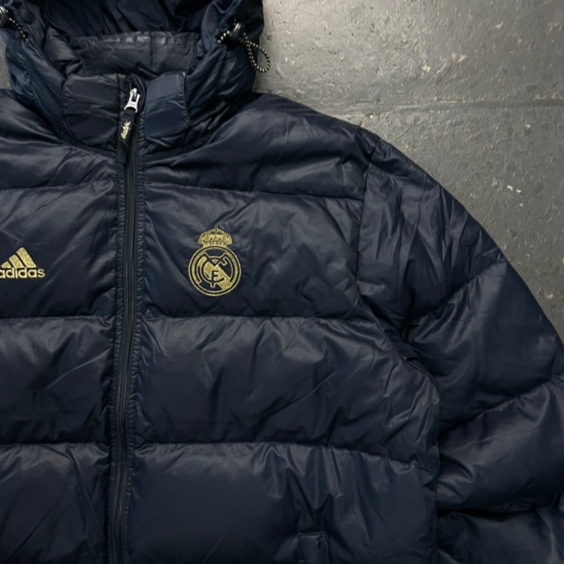 100 아디다스 레알마드리드 패딩 상품이미지2