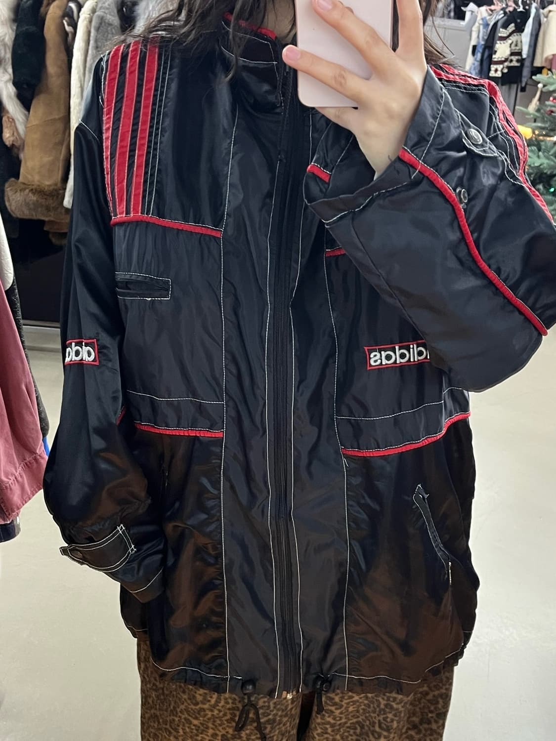 아디다스 유광 바람막이 상품이미지1