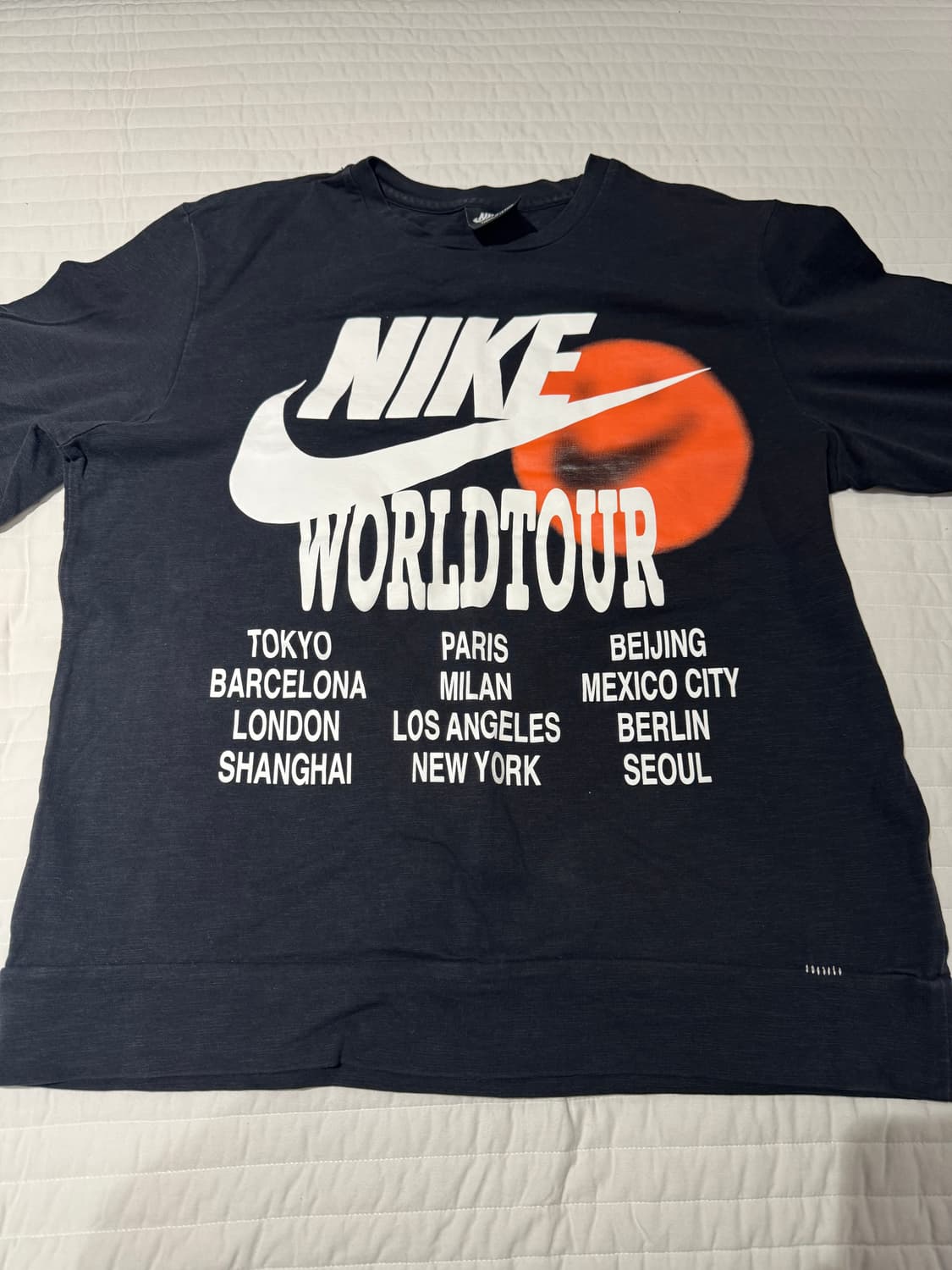 나이키 월드투어 롱슬리브 상품이미지2