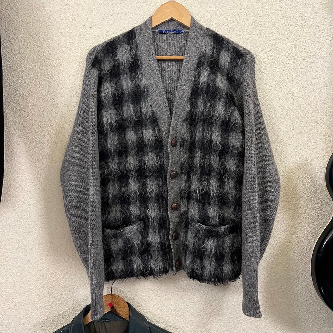 TWO TONE CARDIGAN 상품이미지1