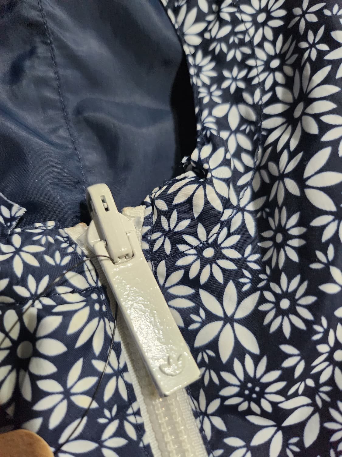 아디다스 양면 리버서블 후드 바람막이 상품이미지7