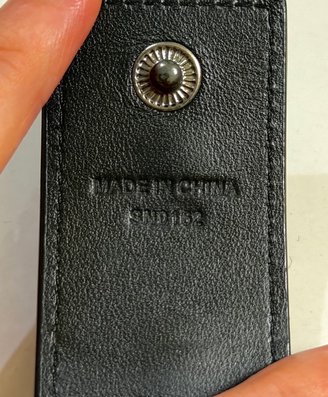 지방시 스타 스터드 가죽 팔찌 상품이미지3