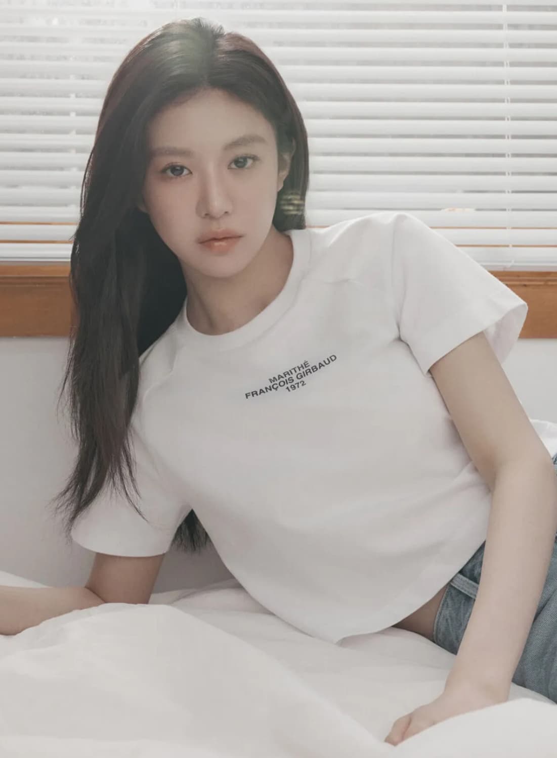 마리떼 W LETTERING LOGO CROP TEE white 상품이미지1