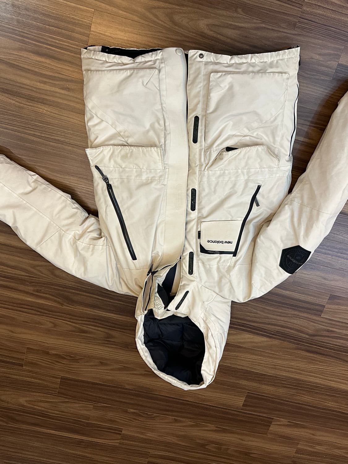 뉴발란스 아이보리 패딩 L 상품이미지1