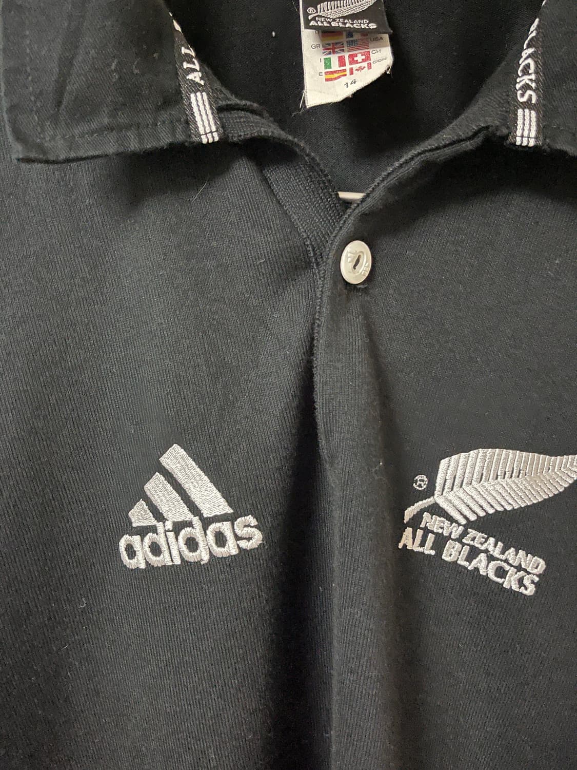 Adidas all blacks tshirts 상품이미지3
