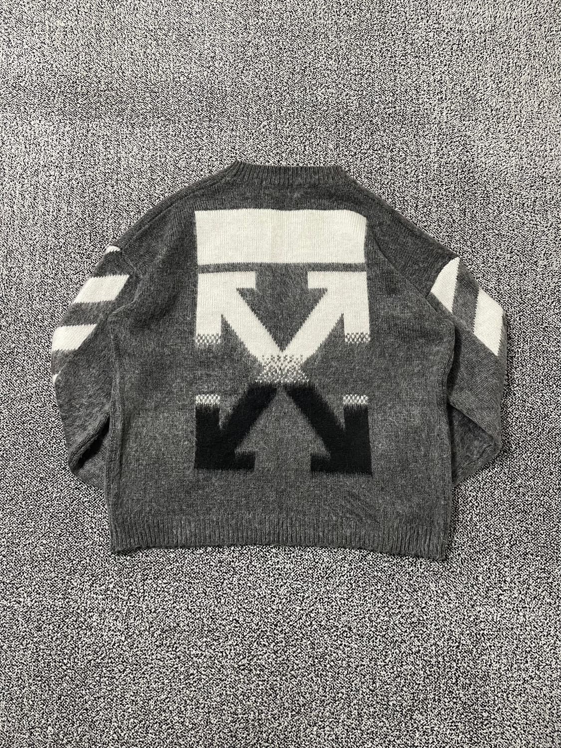 빈티지9. 오프화이트 애로우 모헤어 니트 그라데이션 스웨터 상품이미지6