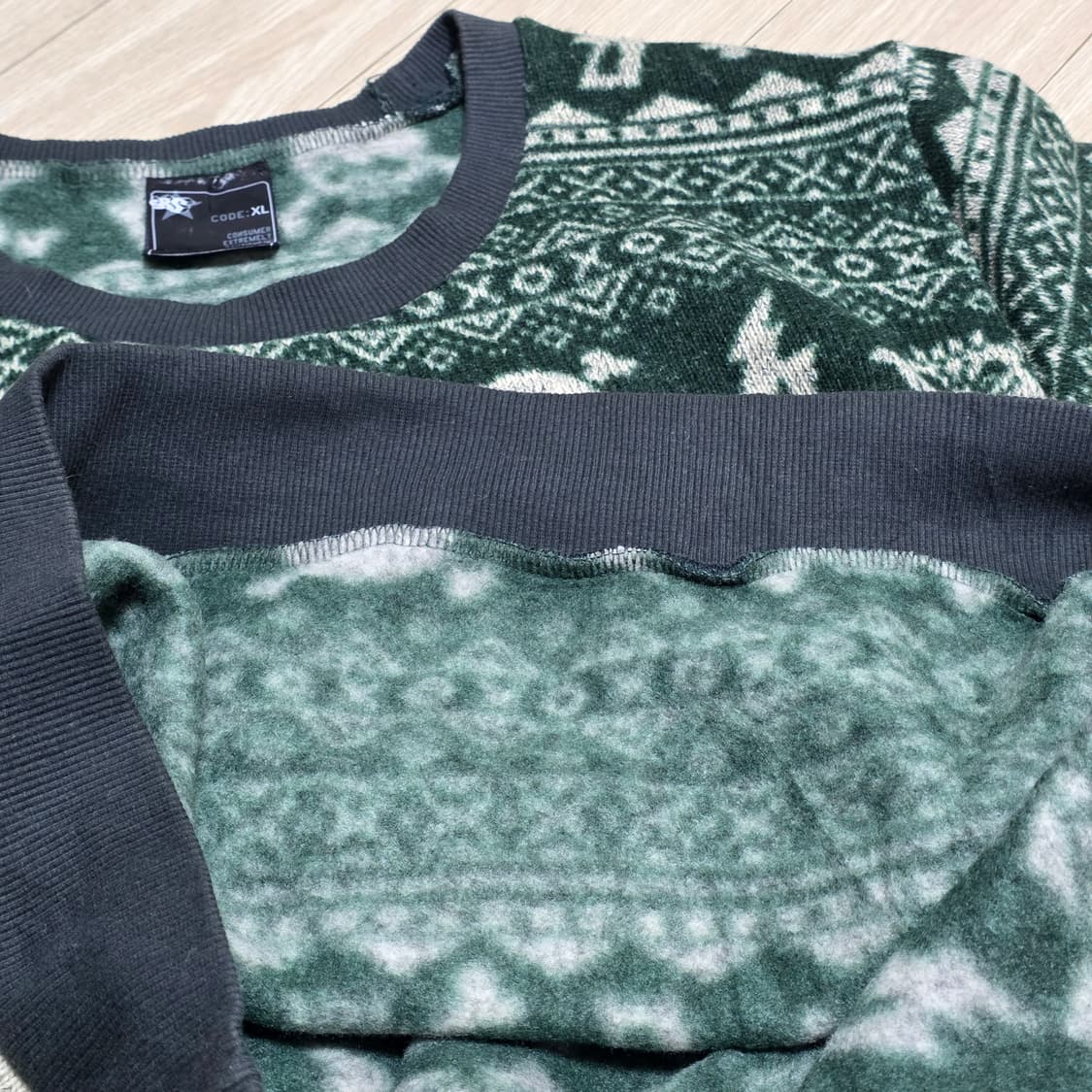 미국빈티지)y2k 해골패턴 노르딕 겨울 스컬 기모니트스웨터 상품이미지3