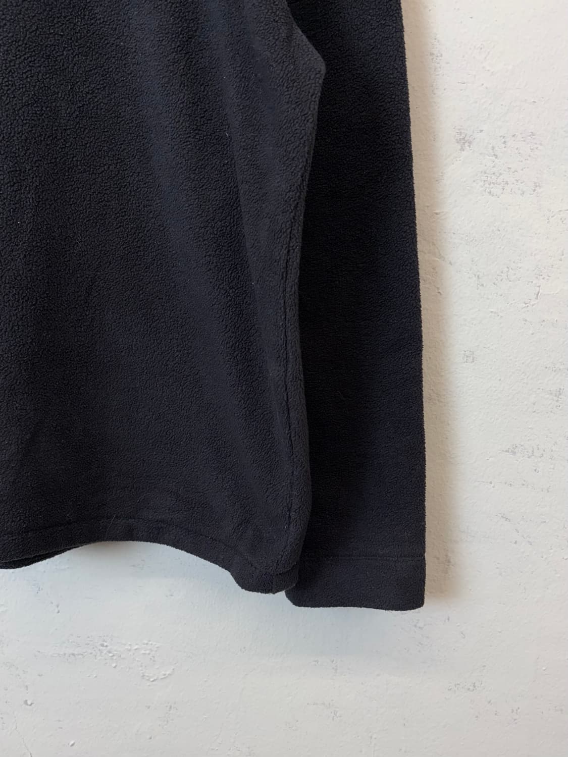 엄브로 올드스쿨 빅로고 후리스 웜업 상품이미지4